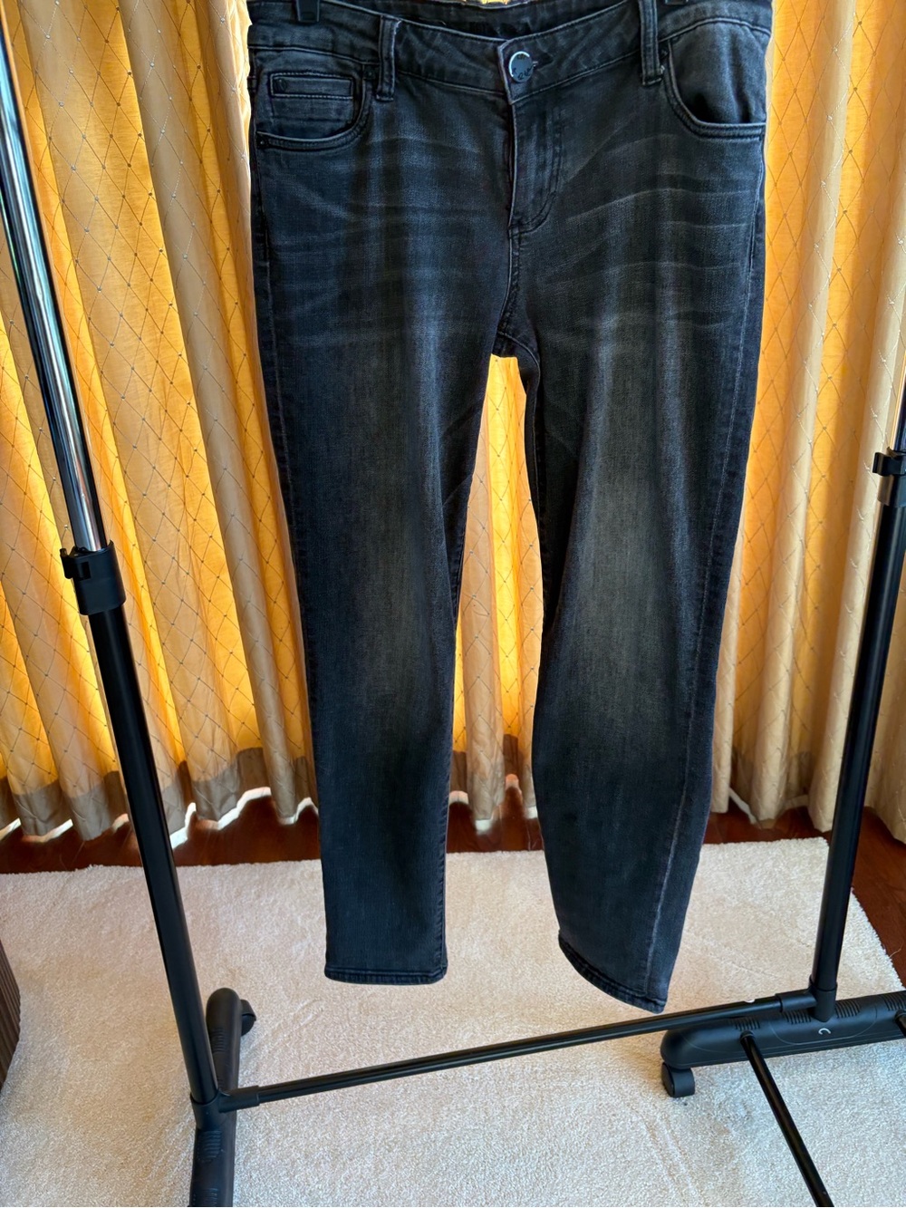 Kut from the Kloth Catherine  Boyfriend Jeans in Washed Black